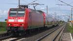 146 022-9	(91 80 6146 022-9 D-DB) bei der Einfahrt mit RB40 Biederitz in Ovelg�nne.